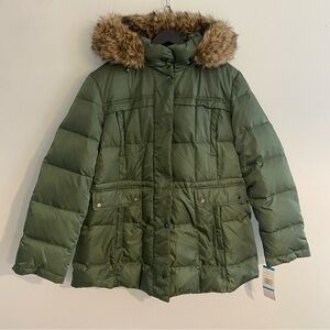 PRICE DROP Jones New York Hunter Green Down Outerwear